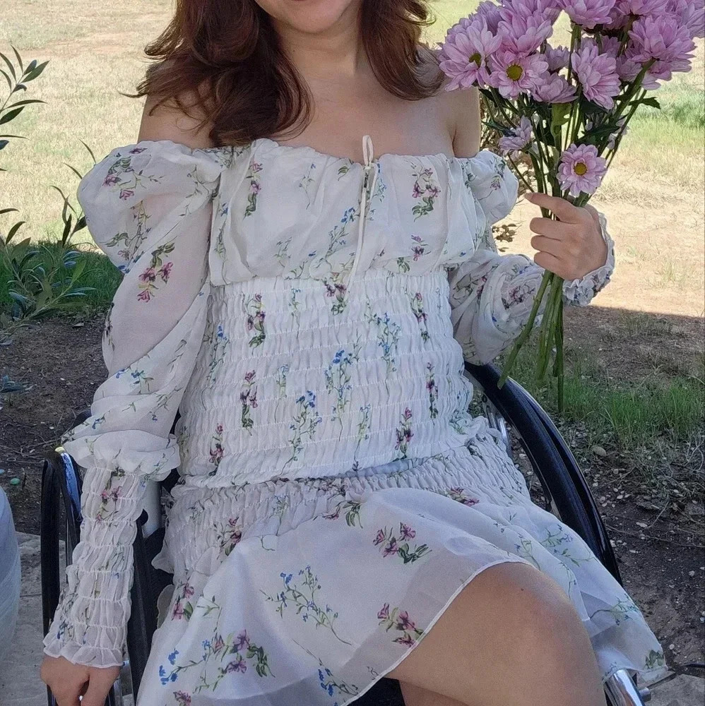Nasty Gal floral dress - Picture 2 of 8
